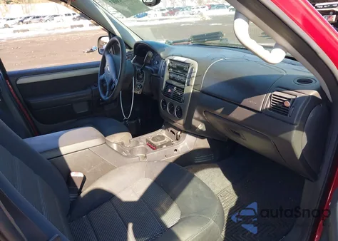 2004 Ford Explorer Nbx/Xlt z USA, uszkodzony, nr VIN 1FMZU73W24ZB07942